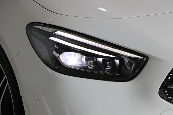 2019 Mercedes-Benz B-Class B180