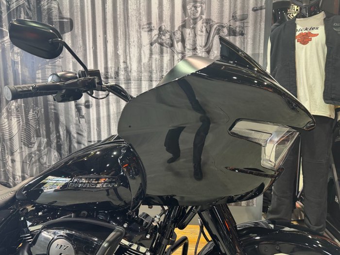 2025 Harley-davidson FLTRX ROAD GLIDE (117) Vivid Black