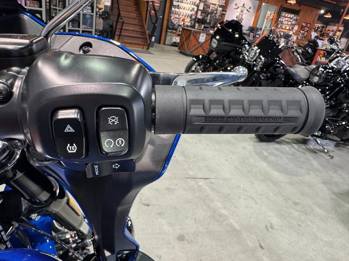 2025 Harley-davidson FXLRST LOW RIDER ST (117) Blue Burst