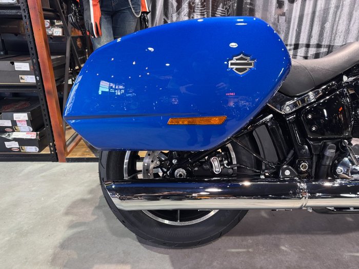 2025 Harley-davidson FXLRST LOW RIDER ST (117) Blue Burst