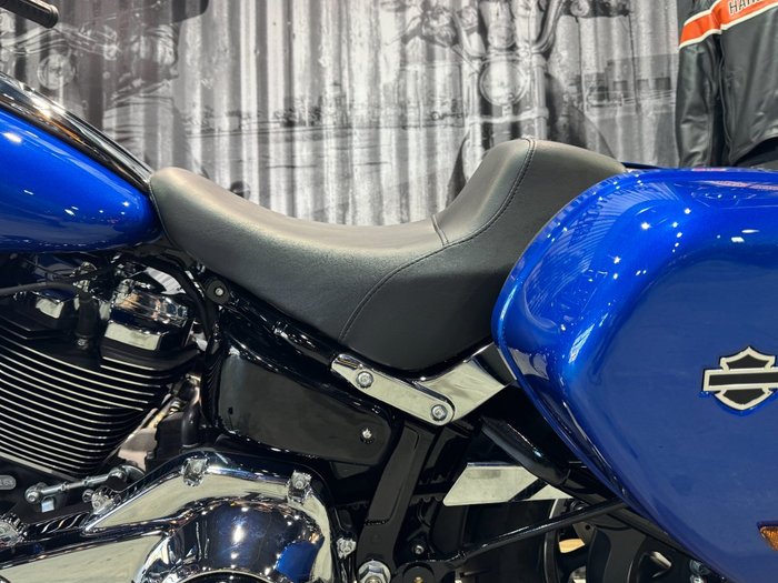 2025 Harley-davidson FXLRST LOW RIDER ST (117) Blue Burst