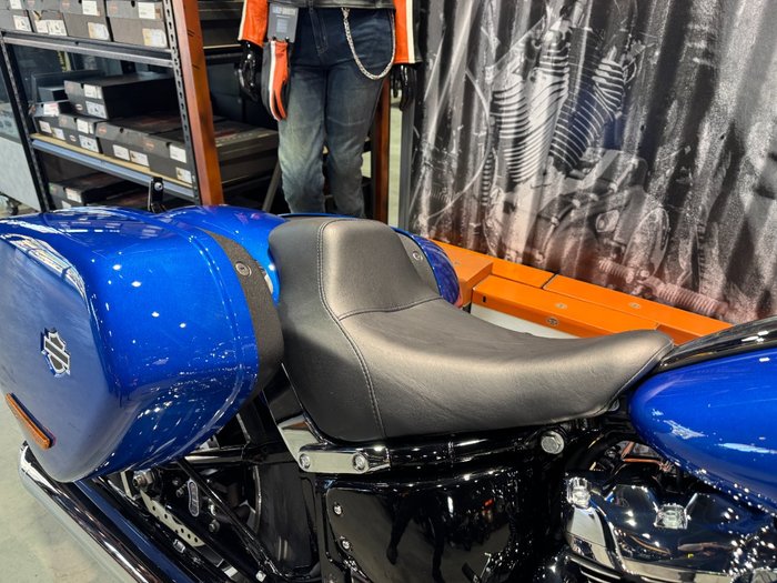 2025 Harley-davidson FXLRST LOW RIDER ST (117) Blue Burst