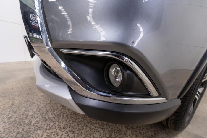 2016 Mitsubishi Outlander LS