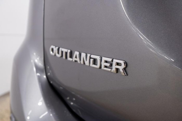 2016 Mitsubishi Outlander LS