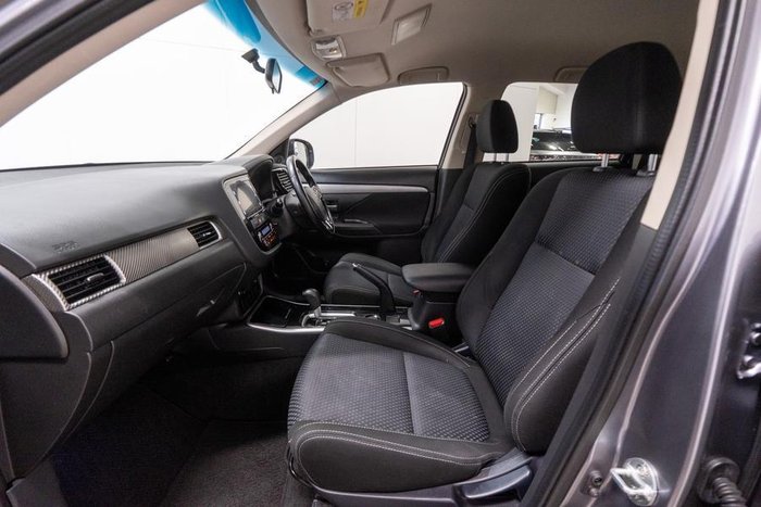 2016 Mitsubishi Outlander LS