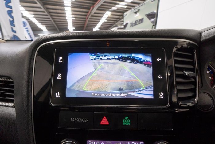 2016 Mitsubishi Outlander LS