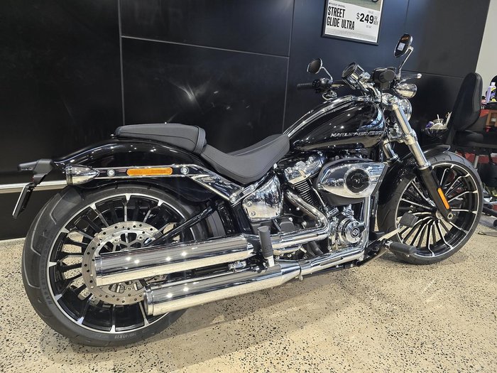 Harley-Davidson Breakout 117 (FXBR) Softail
