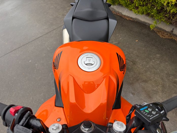 2016 Honda CBR300R S.E.
