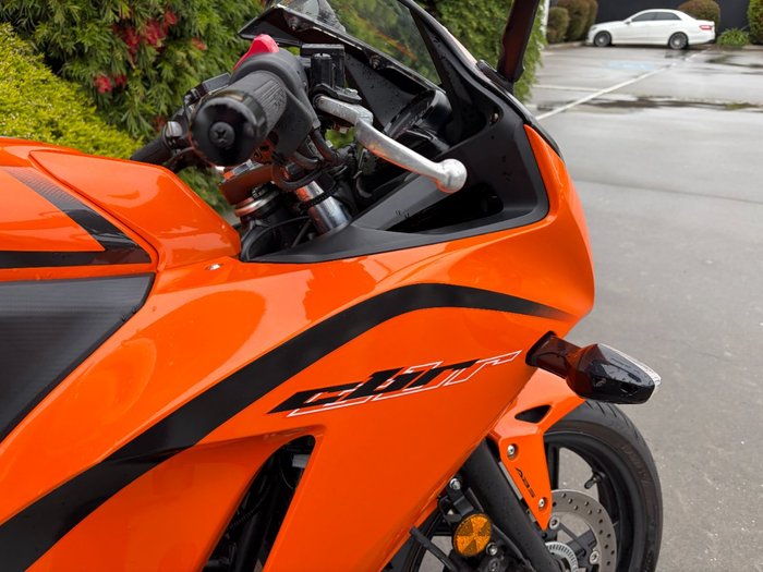 2016 Honda CBR300R S.E.