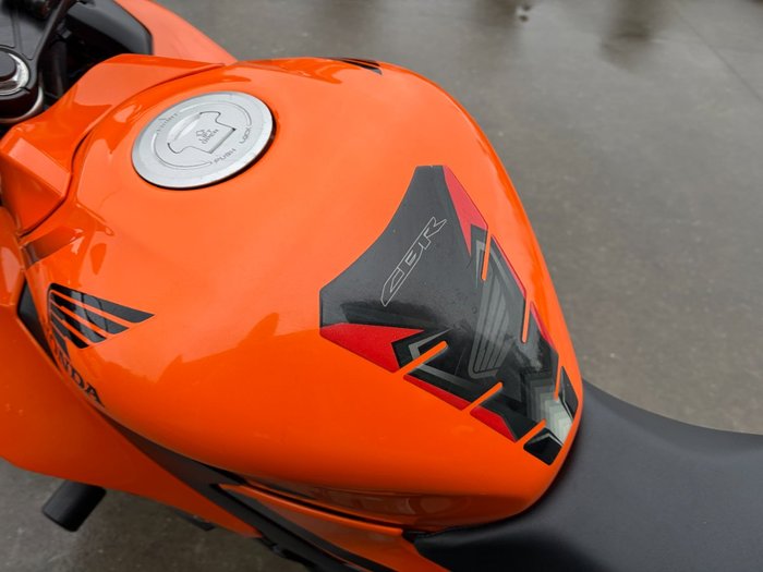 2016 Honda CBR300R S.E.