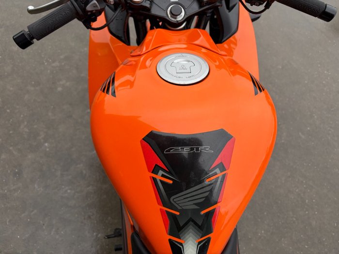 2016 Honda CBR300R S.E.
