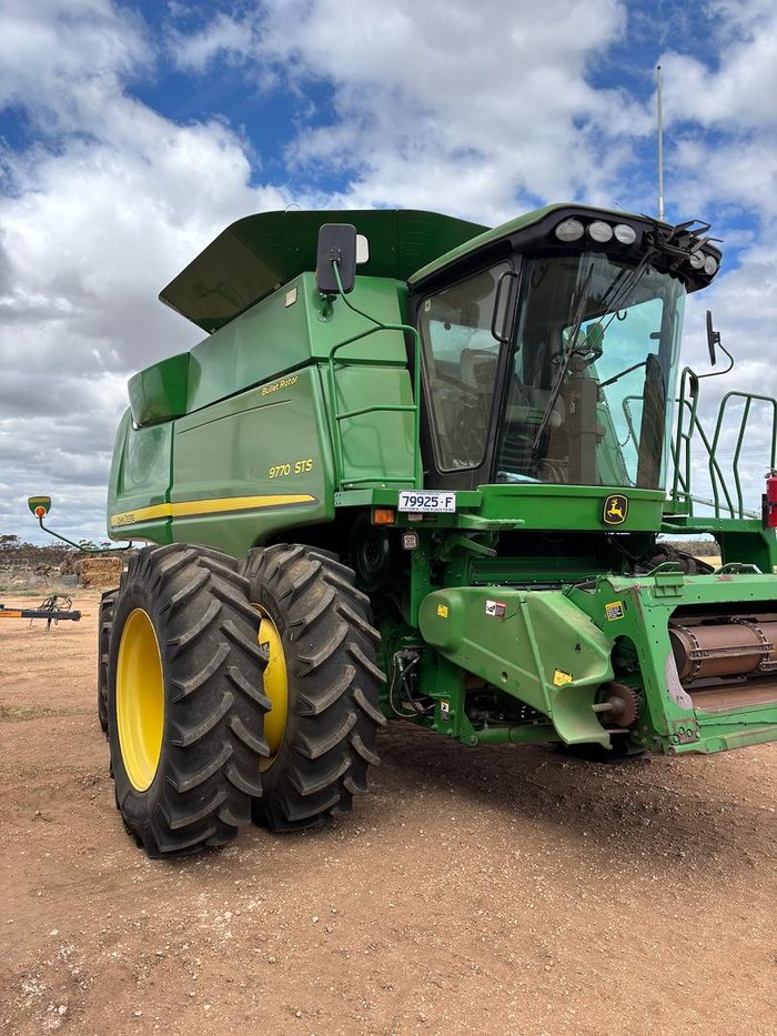 2011 John Deere 9770 Sts GREEN