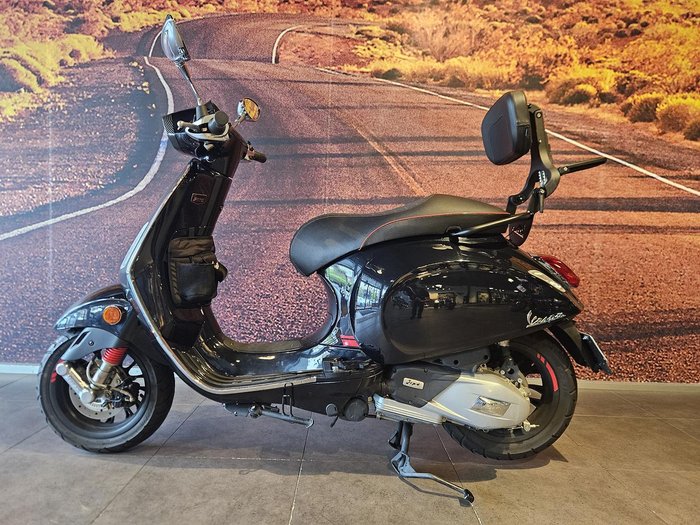 2018 Vespa Sprint 150 Carbon Sprint 150