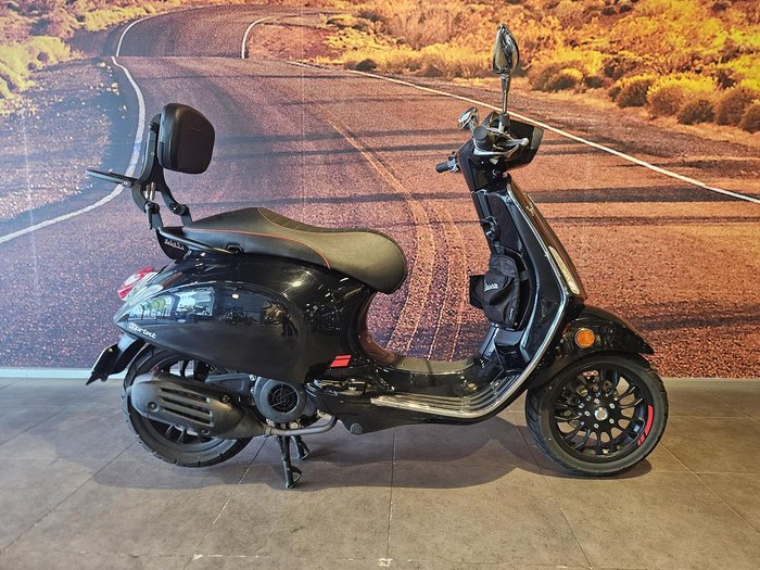 2018 Vespa Sprint 150 Carbon Sprint 150