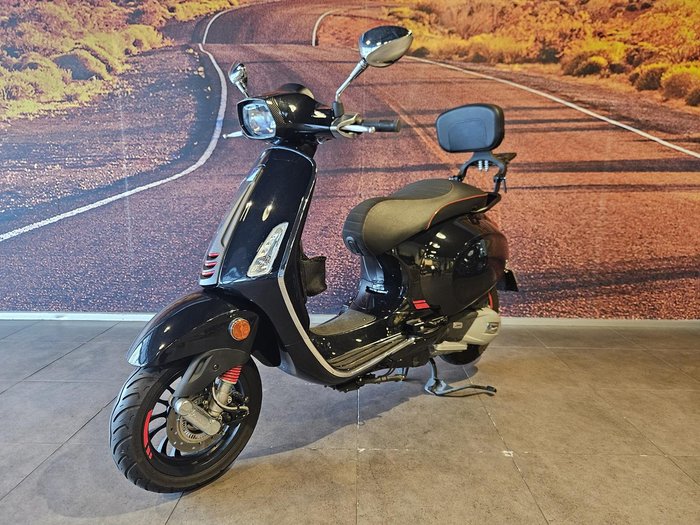 2018 Vespa Sprint 150 Carbon Sprint 150