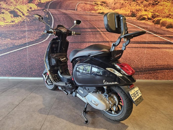 2018 Vespa Sprint 150 Carbon Sprint 150