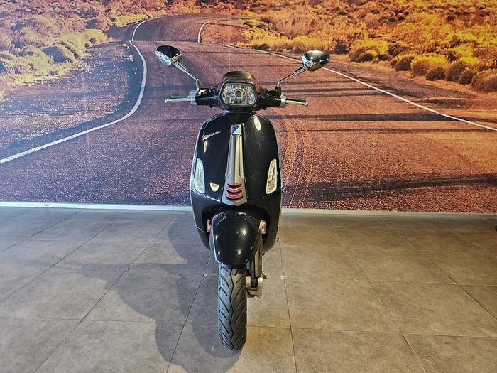 2018 Vespa Sprint 150 Carbon Sprint 150