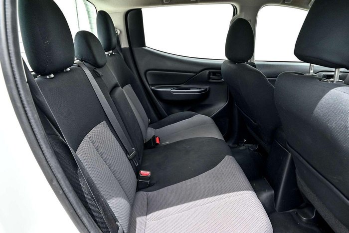 2022 Mitsubishi Triton GLX