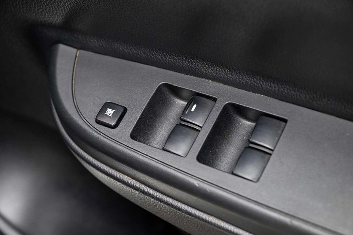 2022 Mitsubishi Triton GLX