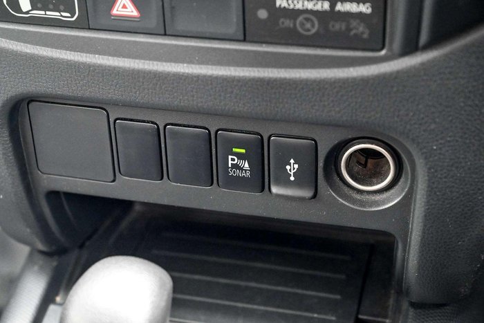 2022 Mitsubishi Triton GLX