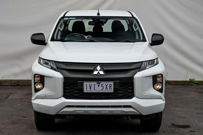 2022 Mitsubishi Triton GLX