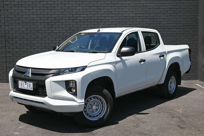 2022 Mitsubishi Triton GLX