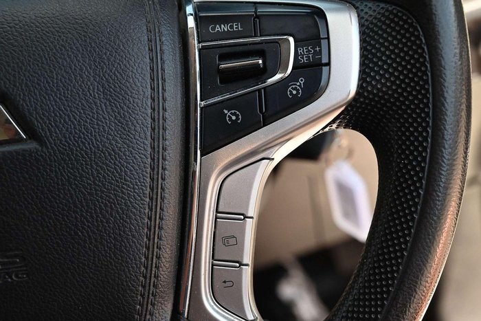 2022 Mitsubishi Triton GLX