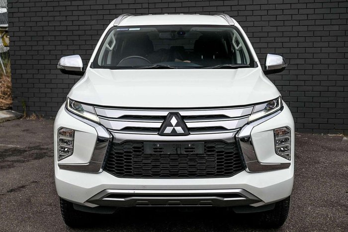 2022 Mitsubishi Pajero Sport GLS
