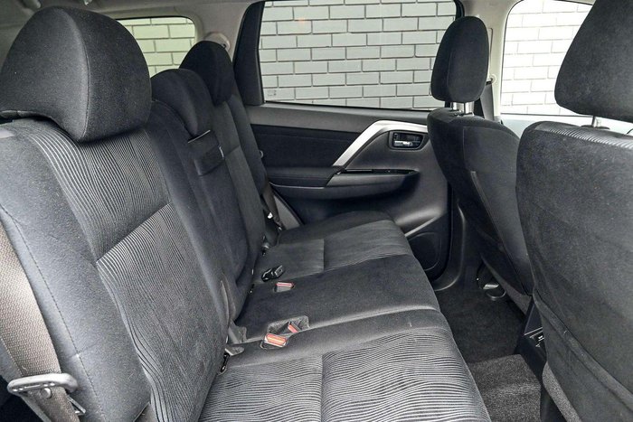 2022 Mitsubishi Pajero Sport GLS