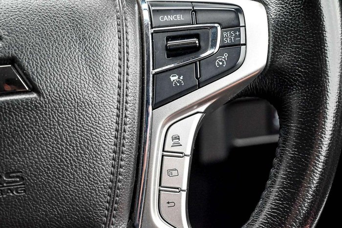 2022 Mitsubishi Pajero Sport GLS