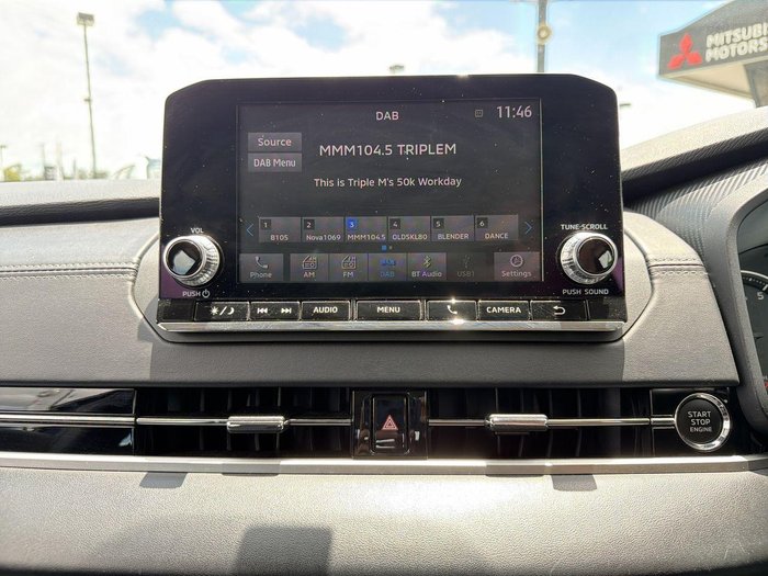 2023 Mitsubishi Outlander ES