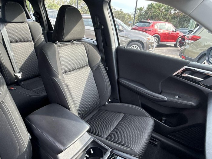 2022 Mitsubishi Outlander ES