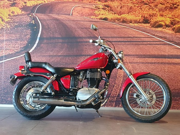2015 Suzuki Boulevard S40 (LS650) Boulevard Red