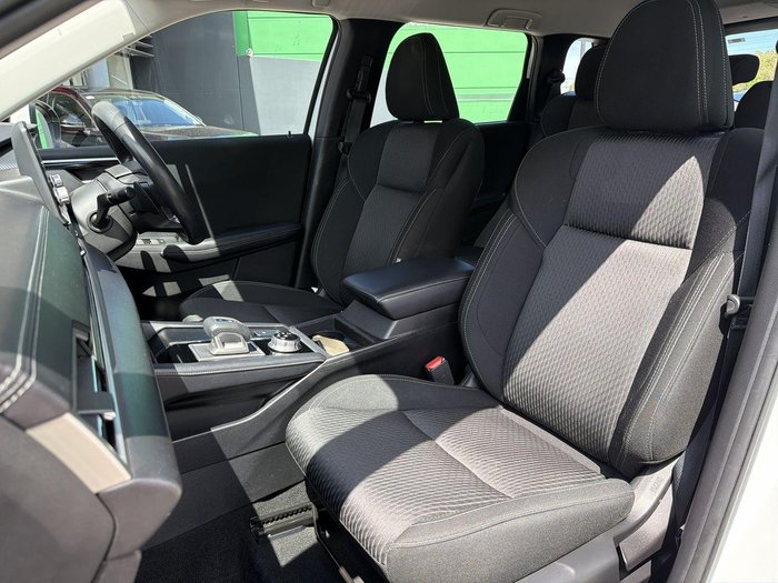 2023 Mitsubishi Outlander ES