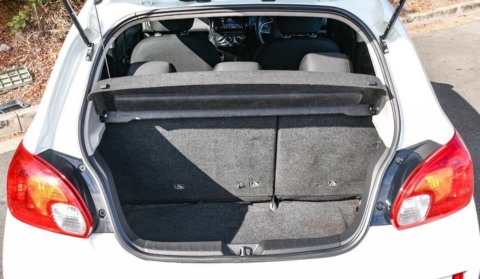 2020 Mitsubishi Mirage ES