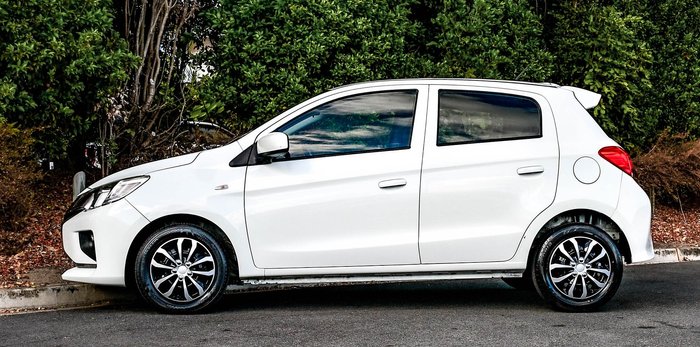 2020 Mitsubishi Mirage ES