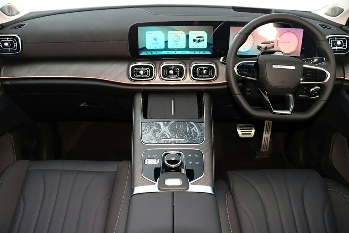 2025 Jaecoo J8 Track