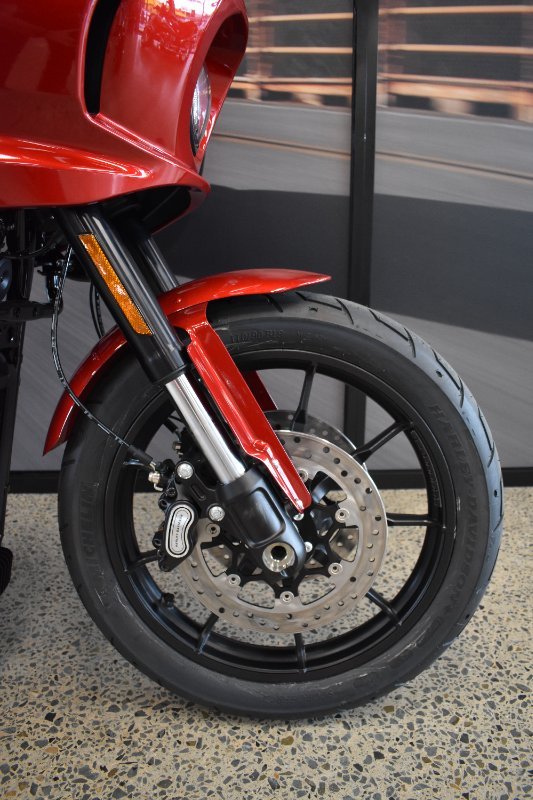 2025 Harley-davidson FXLRST LOW RIDER ST (117) BRILLIANT RED