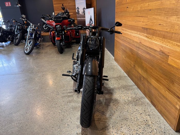 2018 Harley-davidson FXBRS BREAKOUT Black