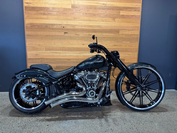 2018 Harley-davidson FXBRS BREAKOUT Black