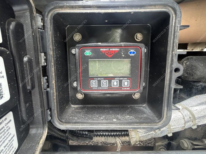 2019 Kenworth T409 White