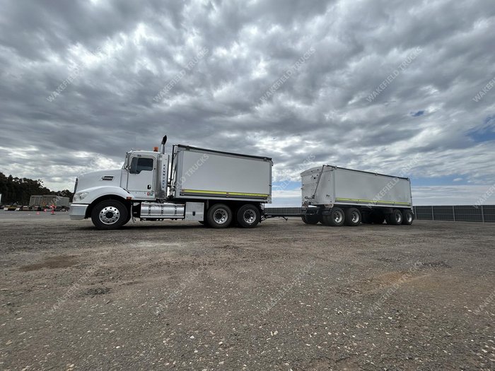 2019 Kenworth T409 White