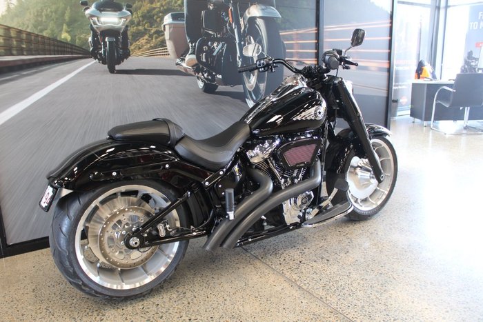 2025 Harley-davidson FLFB FAT BOY (117) VIVID BLACK