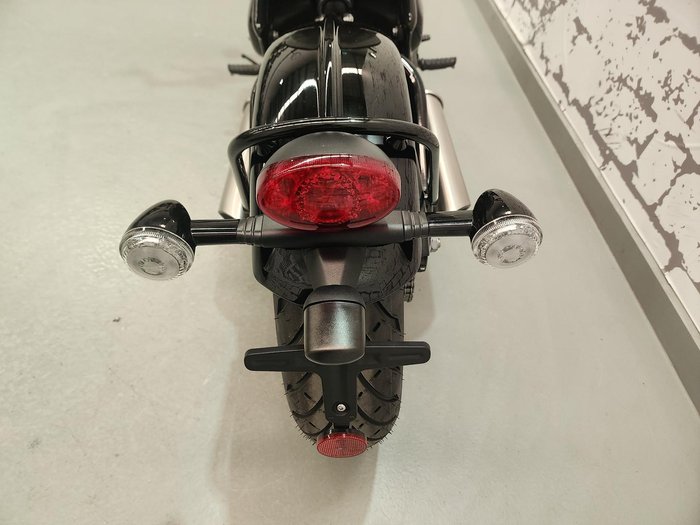 2025 Triumph Bonneville Bobber Bobber Orange