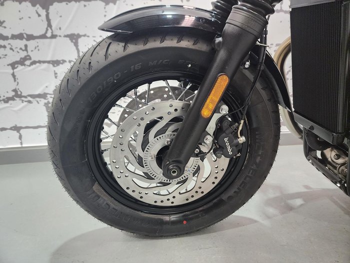 2025 Triumph Bonneville Bobber Bobber Orange