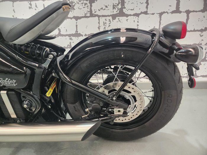 2025 Triumph Bonneville Bobber Bobber Orange