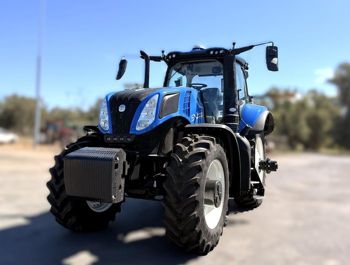 New Holland T8.440 Plmi Ultra Command Tractor My25