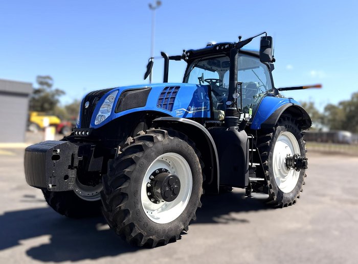 New Holland T8.440 Plmi Ultra Command Tractor My25