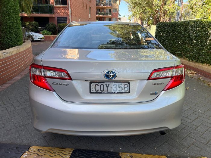 2013 Toyota Camry Hybrid H