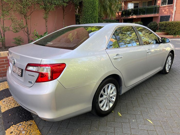 2013 Toyota Camry Hybrid H